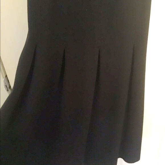 dress - Picture 4 of 5